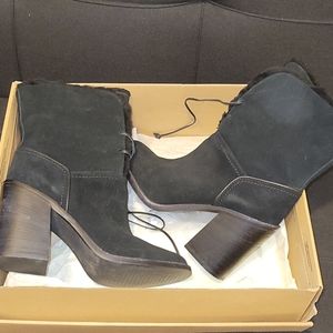 Ugg Jerene Boots sz 8